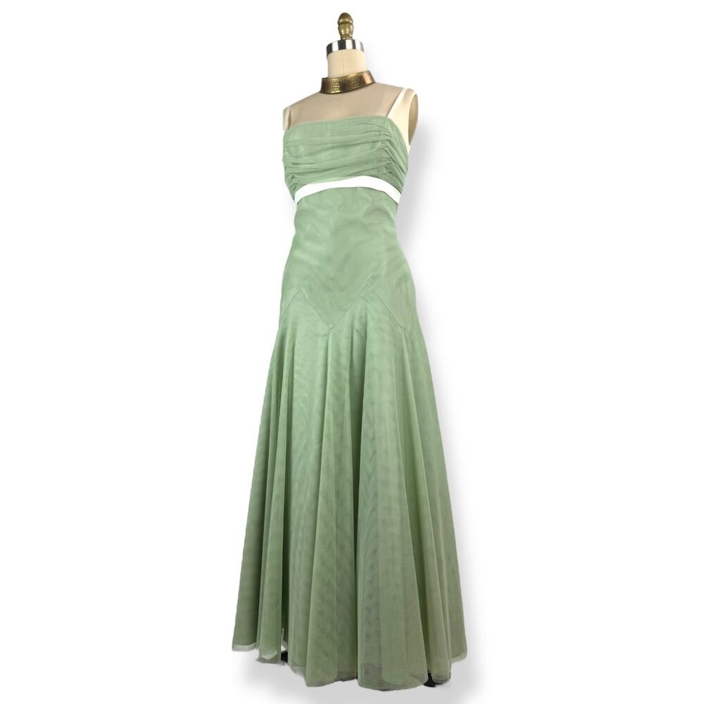 ❌SOLD❌Vintage VERA WANG brand new with tags celadon green A-line gown SIZE 10 - Picture 14 of 16